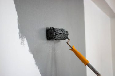 Un peintre professionnel offre toujours une garantie sur ses travaux. Cette garantie protège le client contre les défauts éventuels. E
