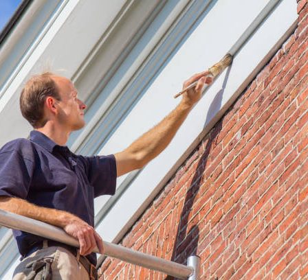 Un peintre professionnel met en général entre un et trois jours pour peindre une chambre. En effet, tout dépend de la surface,